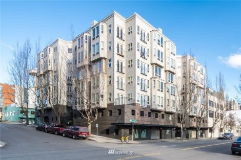 Alexandria Condominuims